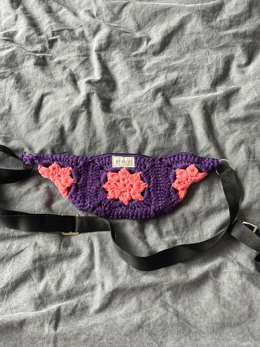 Hip bag flowers